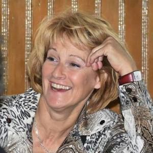 Meet your Posher, Suzanne